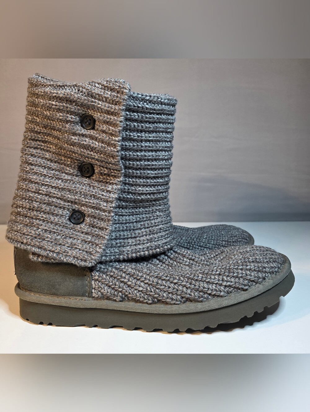 UGG Classic Cardy knit sweater boots Women Size 10